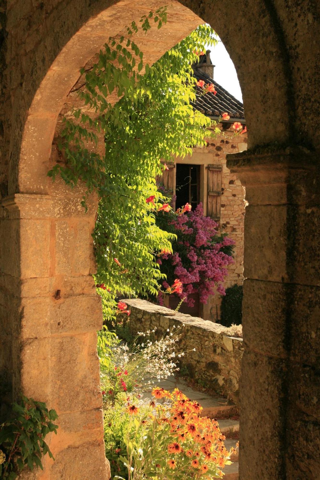 Domaine De Cournet Haut, A 17Th Century Property Set On A Calm, Idyllic Domain With Pool, Tennis, Bikes And More Les Vauries Extérieur photo