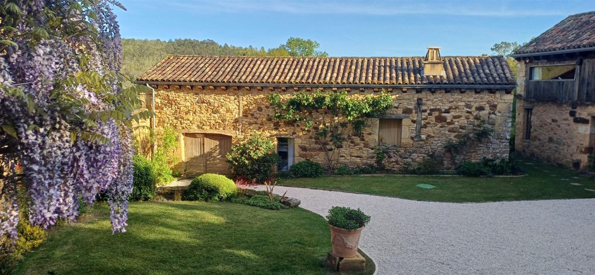 Domaine De Cournet Haut, A 17Th Century Property Set On A Calm, Idyllic Domain With Pool, Tennis, Bikes And More Les Vauries Extérieur photo