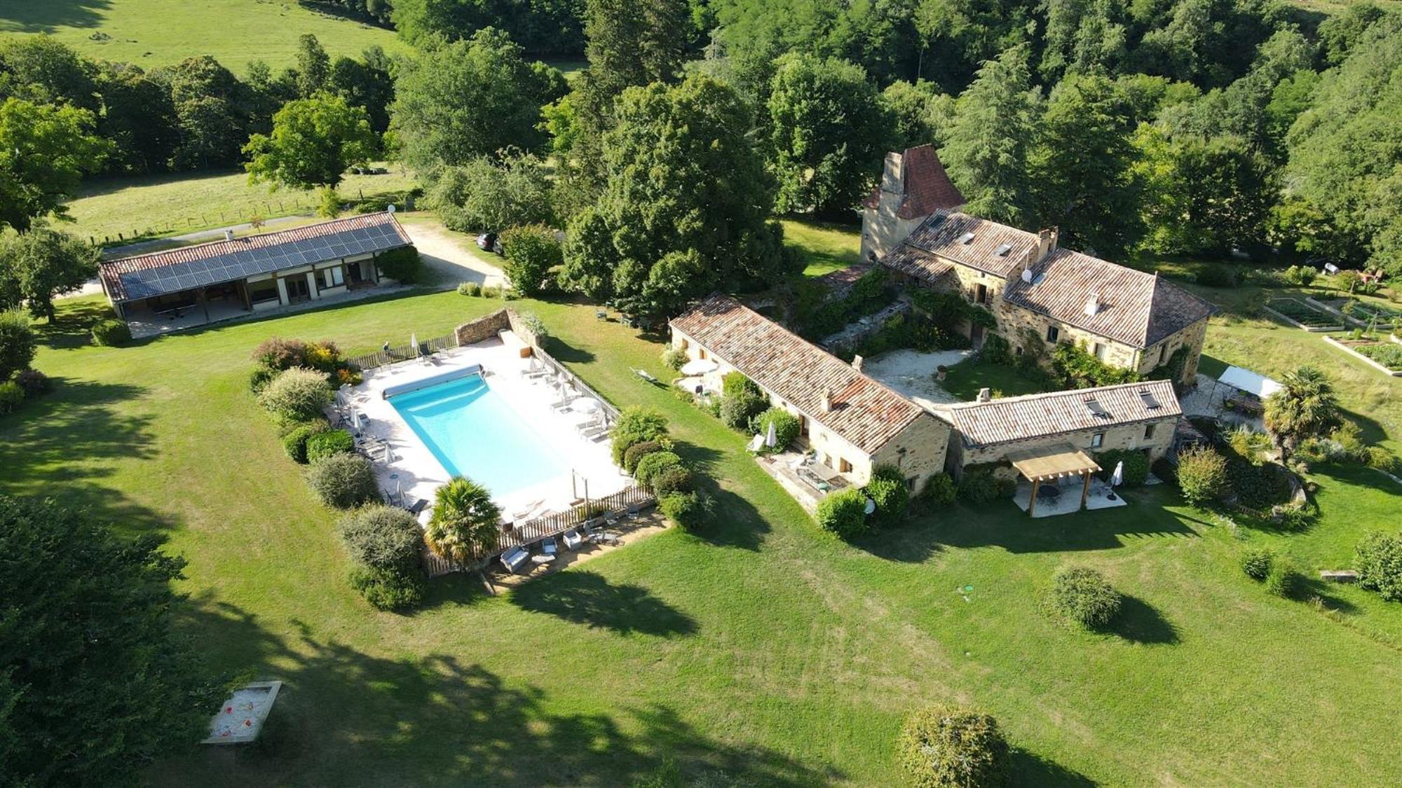 Domaine De Cournet Haut, A 17Th Century Property Set On A Calm, Idyllic Domain With Pool, Tennis, Bikes And More Les Vauries Extérieur photo
