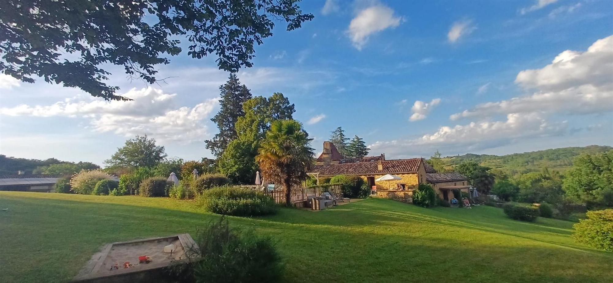 Domaine De Cournet Haut, A 17Th Century Property Set On A Calm, Idyllic Domain With Pool, Tennis, Bikes And More Les Vauries Extérieur photo